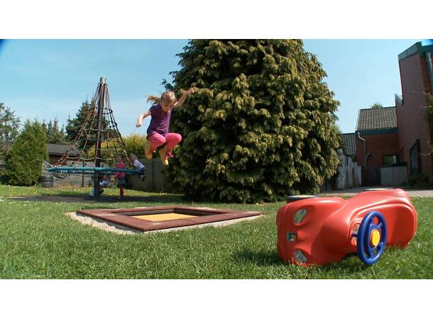 Eurotramp® Kids Trampoline Barnehage Inkl. fallllsikringsplater 150 x 150 cm 